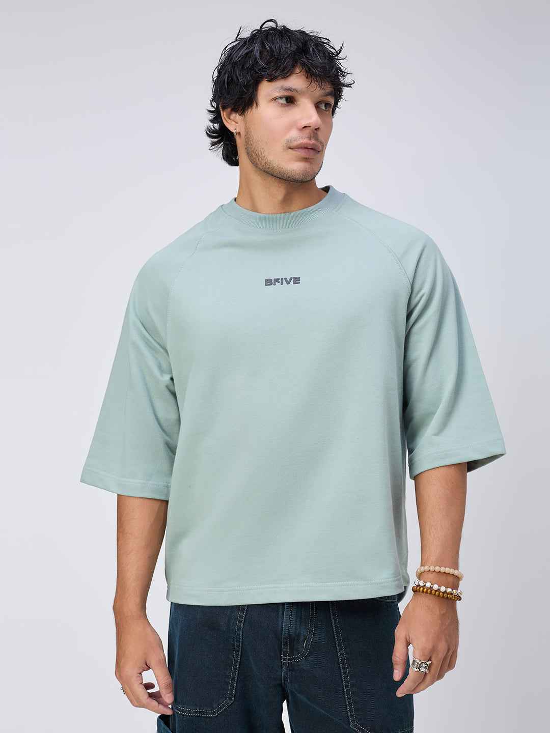 MInt Classic Men's Oversized T-shirt